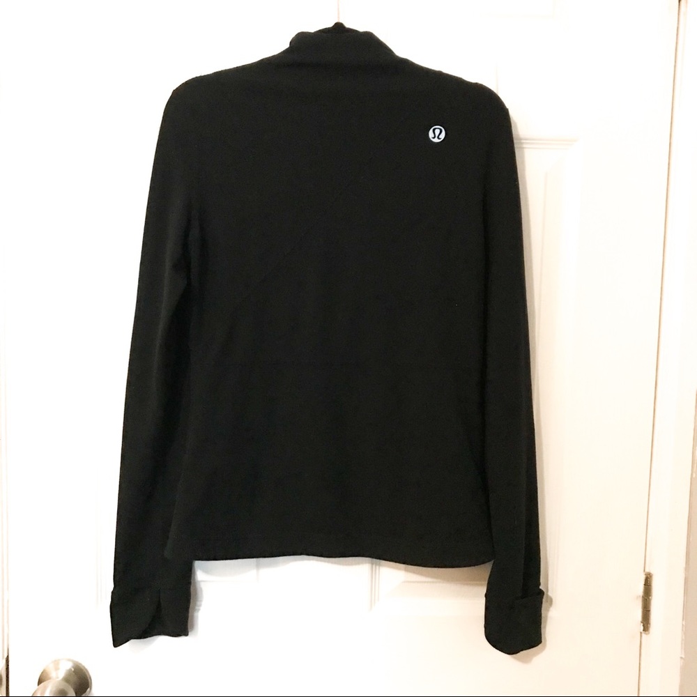 🔴SOLD🔴 Lulu Zip Up